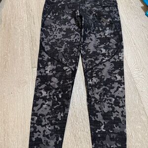 Sweaty Betty Kids Black & Gray Camo Leggings
